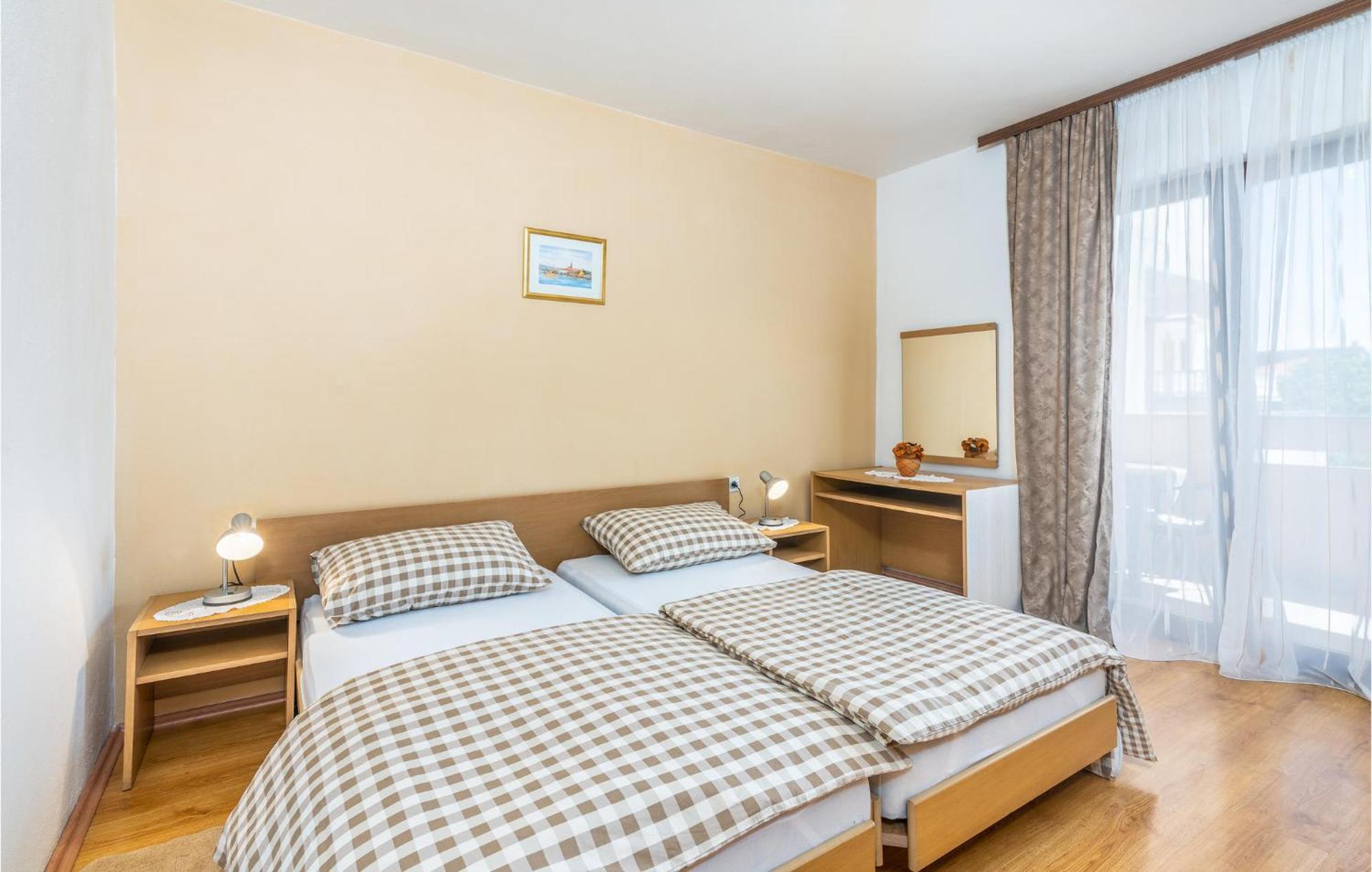 Gorgeous Apartment In Krk With Wifi Krk Town Exteriör bild