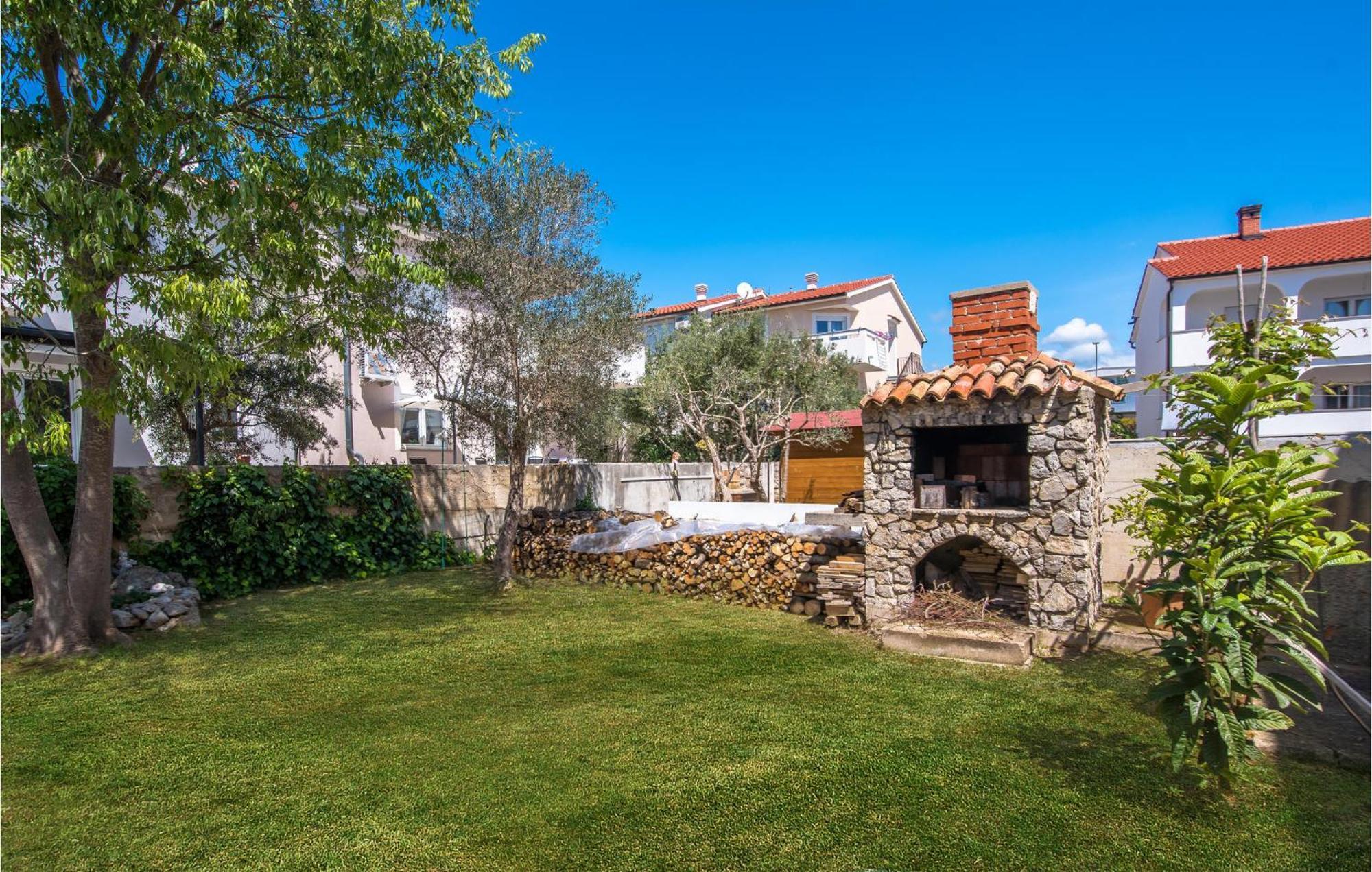 Gorgeous Apartment In Krk With Wifi Krk Town Exteriör bild